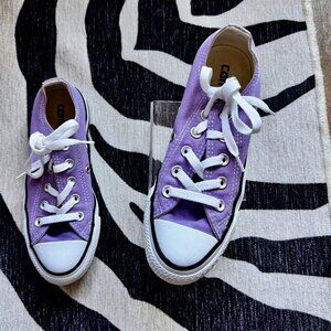 Size 5 Converse Chuck Taylor Lilac All Star Low Top Trainers